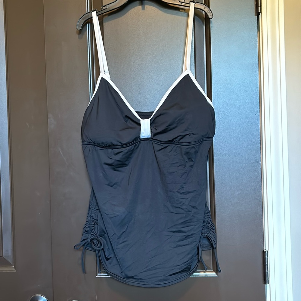 Jag black and white trim Tankini top. XL. Rouched side ties